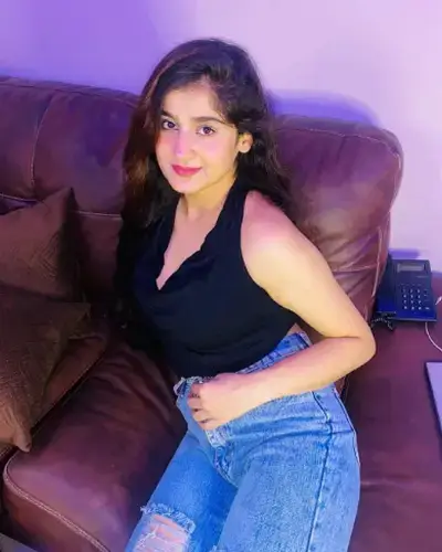 Call Girls Mayfair Gardens